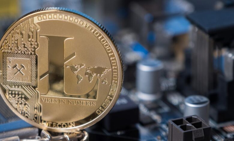 Bitcoin trades in tight range as xrp lt om and gt aim higher