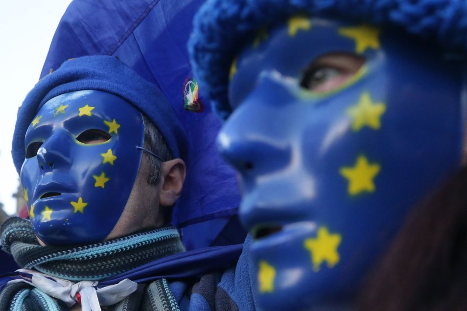 Kraken mifid license derivatives europe